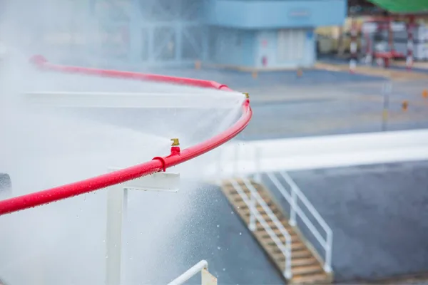 HIGH VELOCITY WATER SPRAY SYSTEM